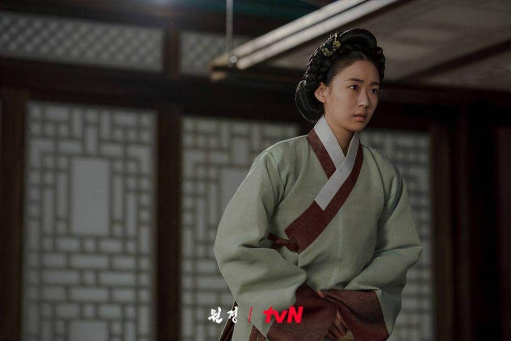 Chae Ryeong (Lee Yi Dam) di drama The Queen Who Crowns (dok. tvN/The Queen Who Crowns)