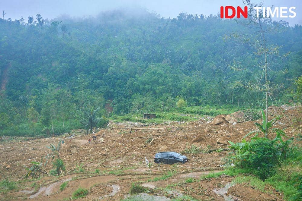Kondisi longsor di Petungkriyono, Pekalongan, Rabu (22/1/2025). (IDN Times/Dhana Kencana)