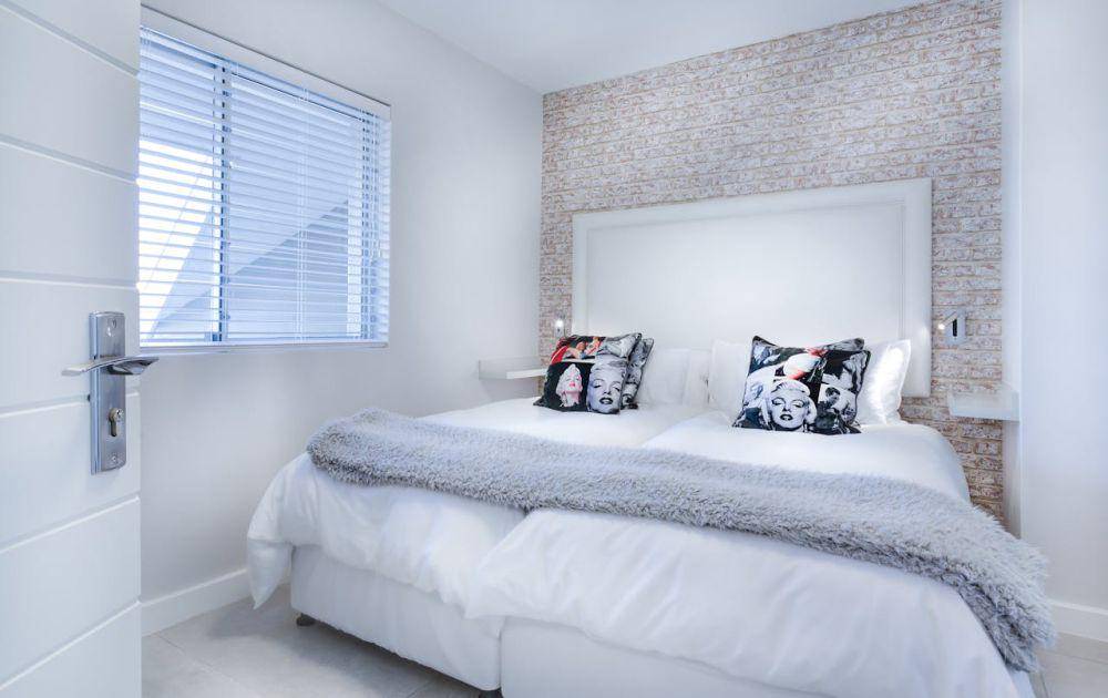ilustrasi kamar tidur (pexels.com/Jean van der Meulen)