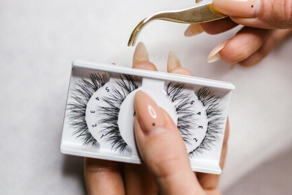 5 Produk Individual Lashes untuk Bulu Mata Lentik Menawan