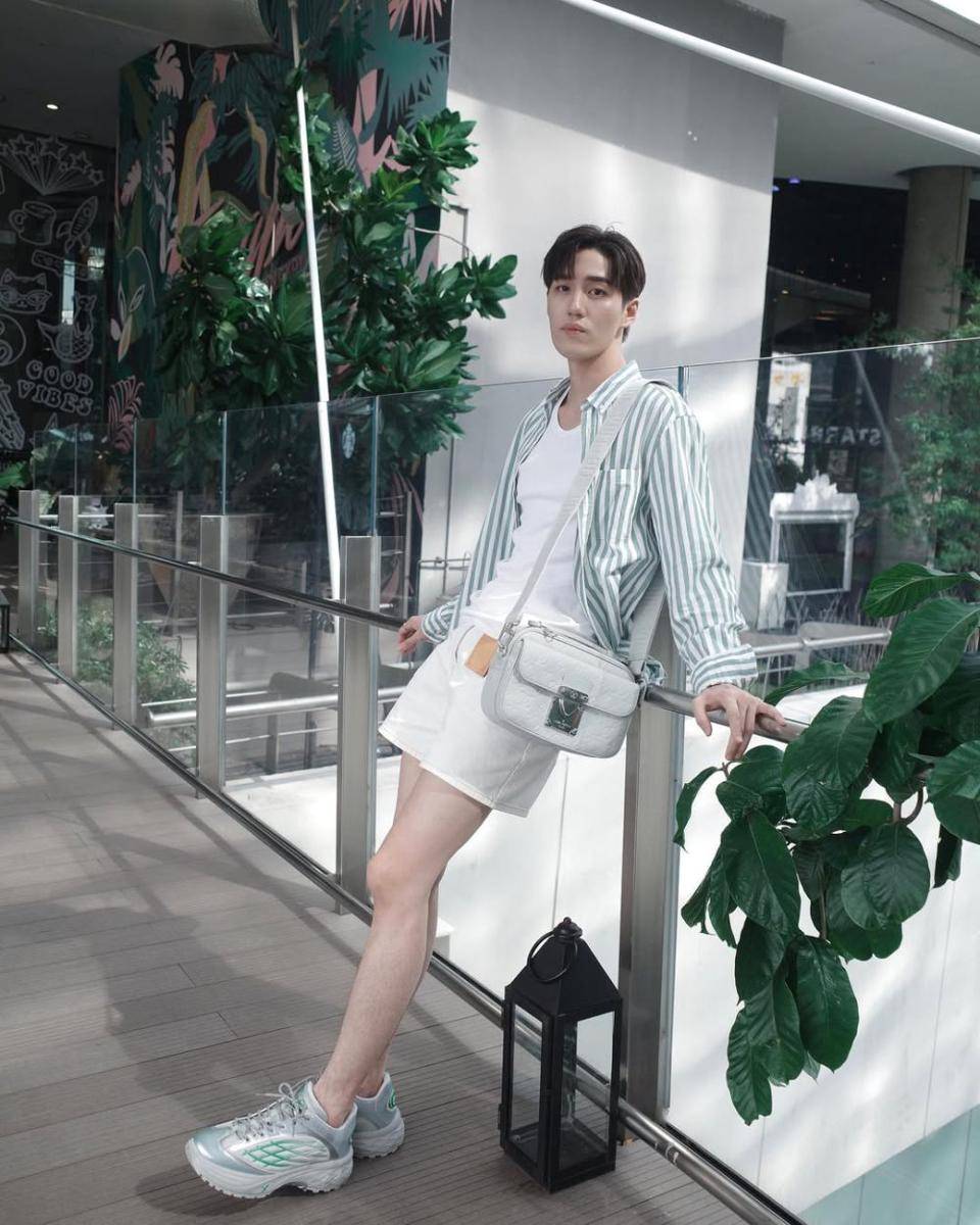 mix and match short pants ala Tor Thanapob (instagram.com/thanapob_lee)