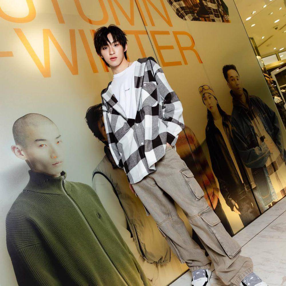 casual teen style ala Kongpob Jirojmontri (instagram.com/kongjiro)