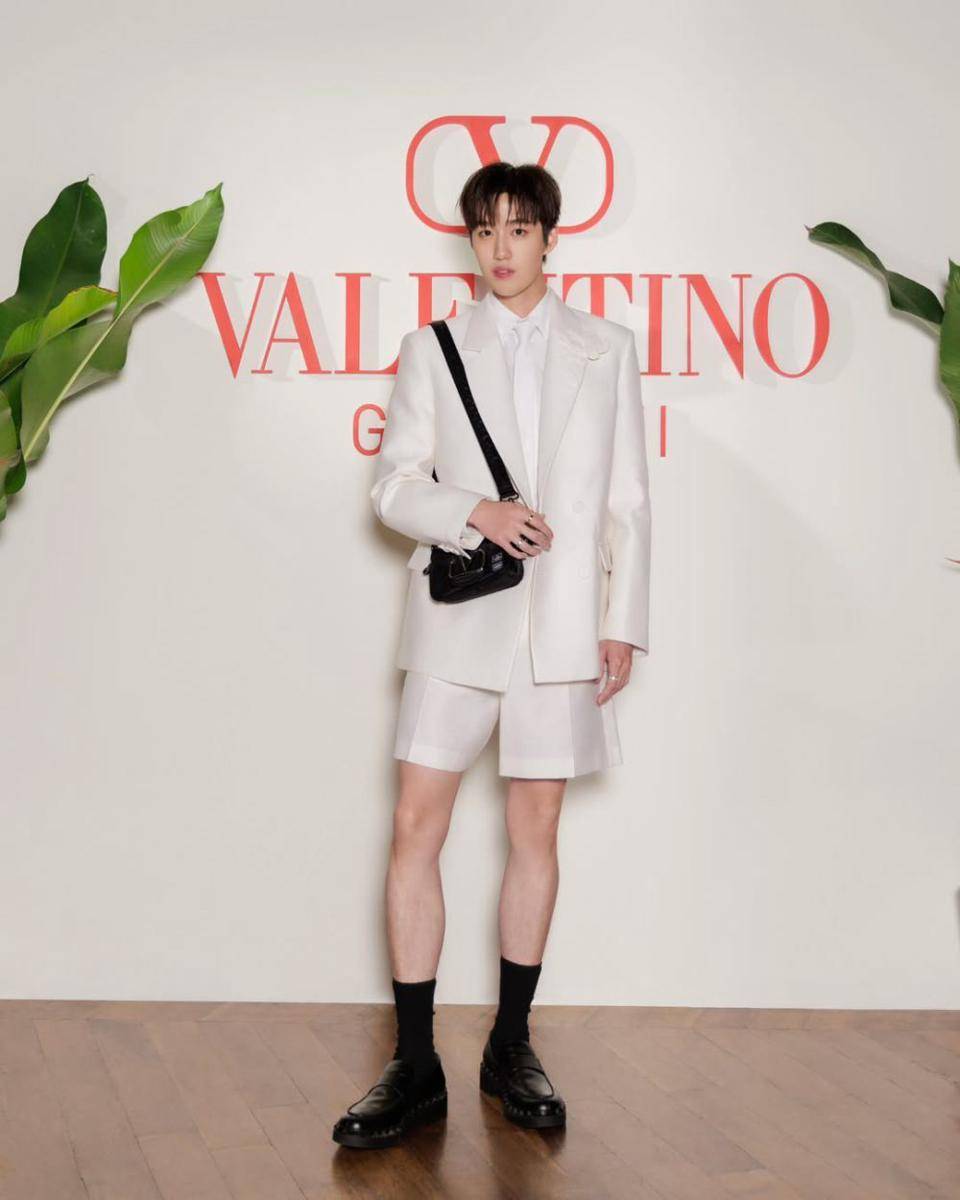 mix and match short pants ala Tor Thanapob (instagram.com/thanapob_lee)