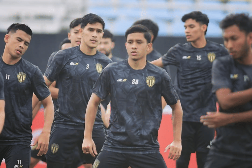 Para pemain Terengganu FC dalam sesi latihan resmi di Stadion Sultan Mizan Zainal Abidin Terengganu, Selasa 21 Januari 2025. (Instagram.com/officialterengganufc)