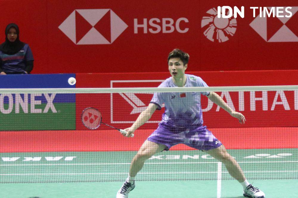 Tunggal putra China, Shi Yu Qi di 32 besar Indonesia Master 2025 (IDN Times/Fauzan)