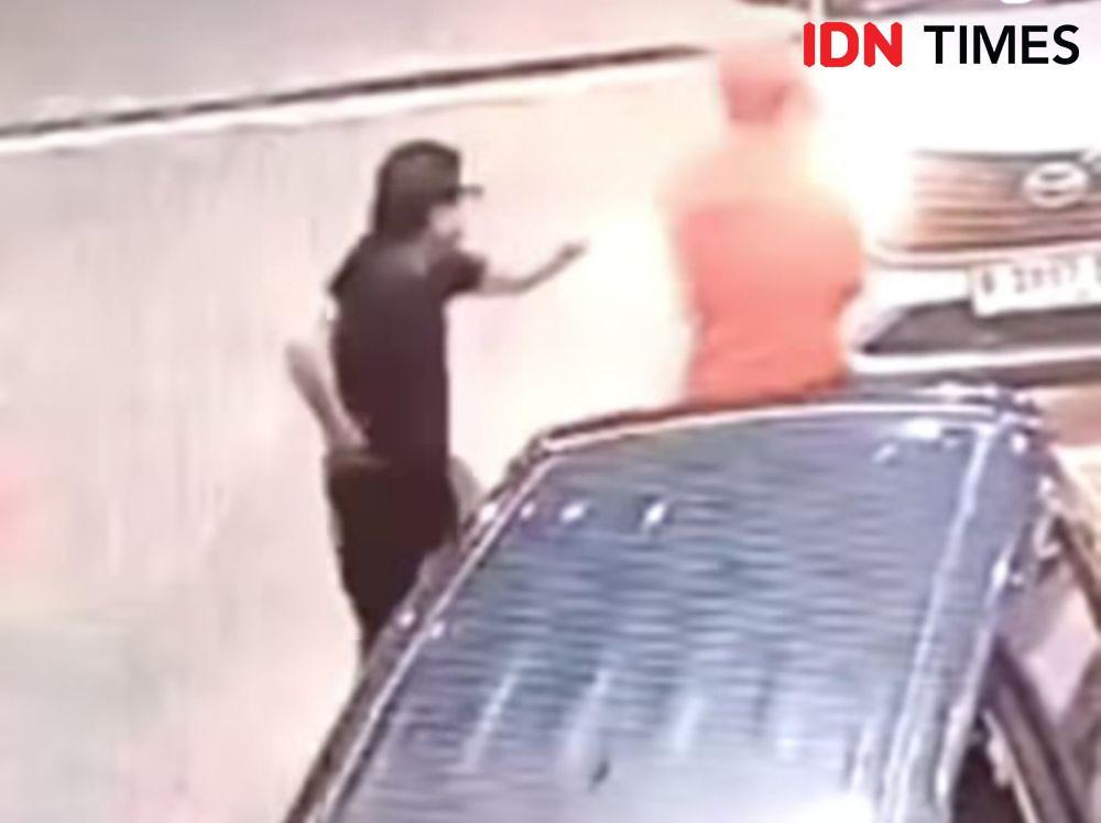 Kronologi Pria Ngamuk di SPBU Cibubur hingga Todongkan Pistol ke Petugas