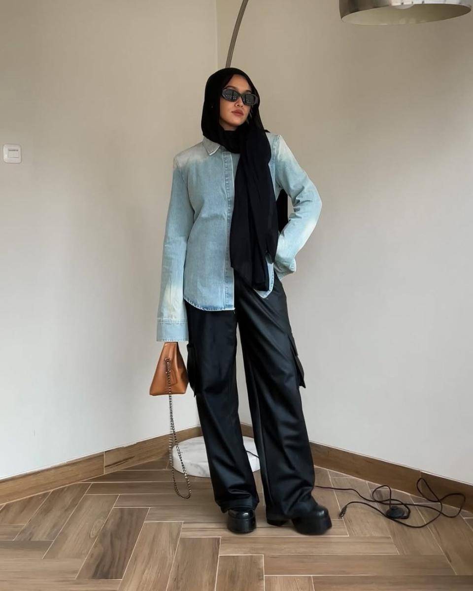 gaya OOTD denim ala Ana Octarina (instagram.com/anaoctarina)