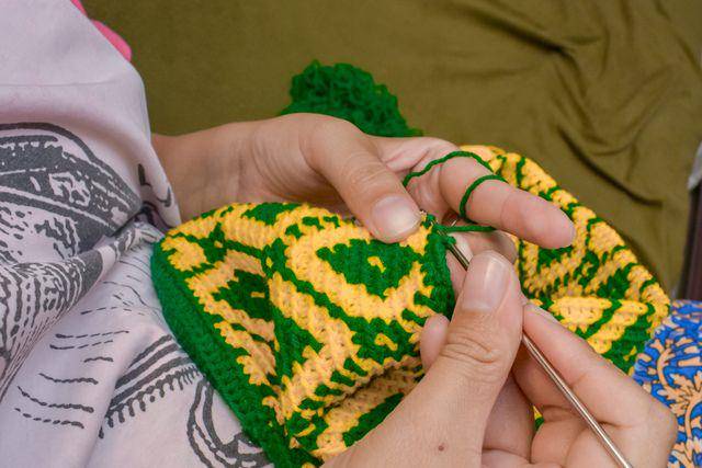 ilustrasi kerchief crochet (vecteezy.com/Adisak Srathongphian)