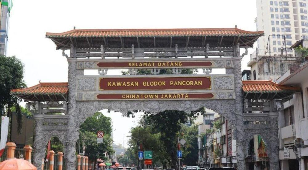 4 Cara Menuju ke Pecinan Glodok Naik Transportasi Umum