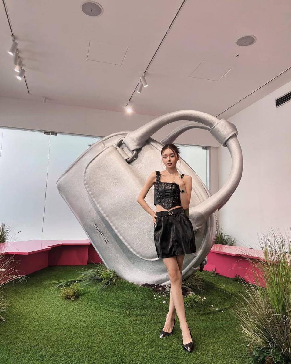 Song Jia (instagram.com/dear.zia)