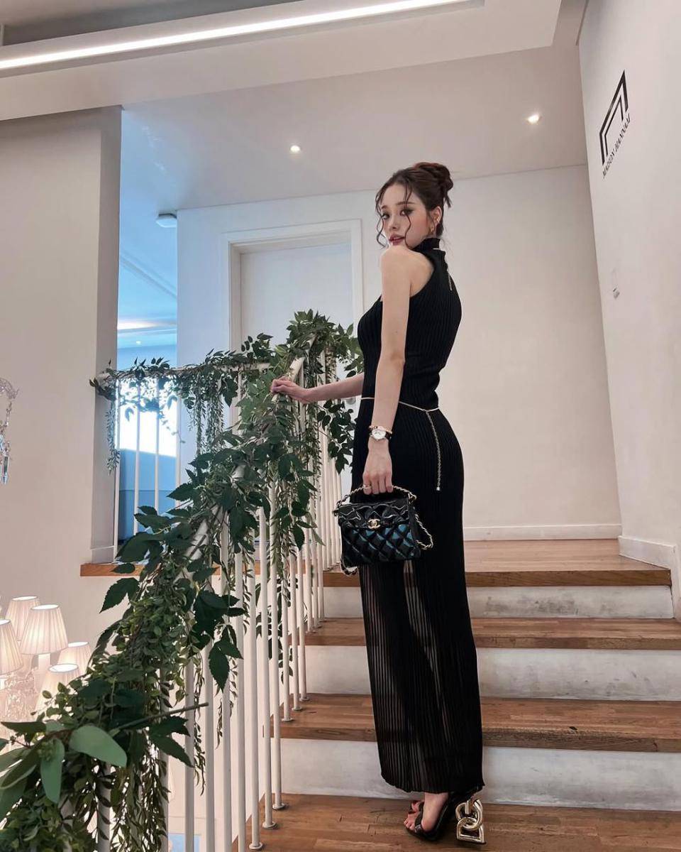 Song Jia (instagram.com/dear.zia)
