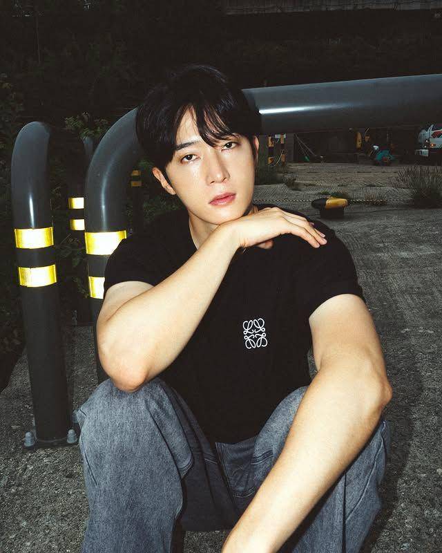 Kook Dong Ho (Instagram.com/donghokook)