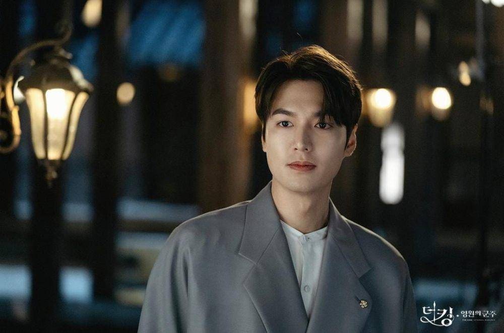 Lee Min Ho di drama The King: Eternal Monarch (instagram.com/sbsdrama.official)