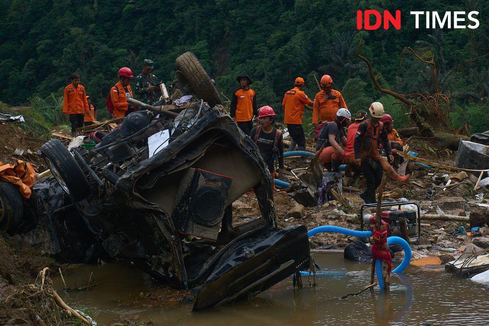 Ahli Waris Korban Tewas Longsor Pekalongan Terima Santunan Rp15 Juta