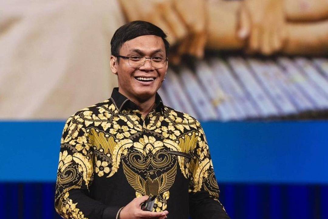 Gibran Huzaifah mantan CEO eFishery startup teknologi alat pakan perikanan dan udang