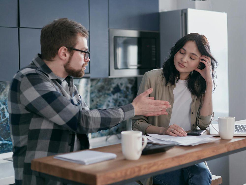 5 Cara Membuktikan Kesetiaan pada Pasangan setelah Ketahuan Bohong