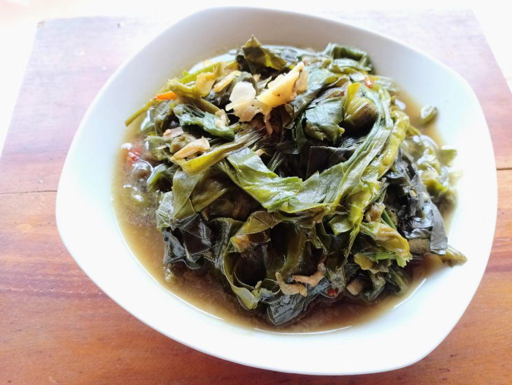 Cocok dengan Nasi Hangat, Ini Resep Tumis Sayur Genjer Ebi ala Ndeso!
