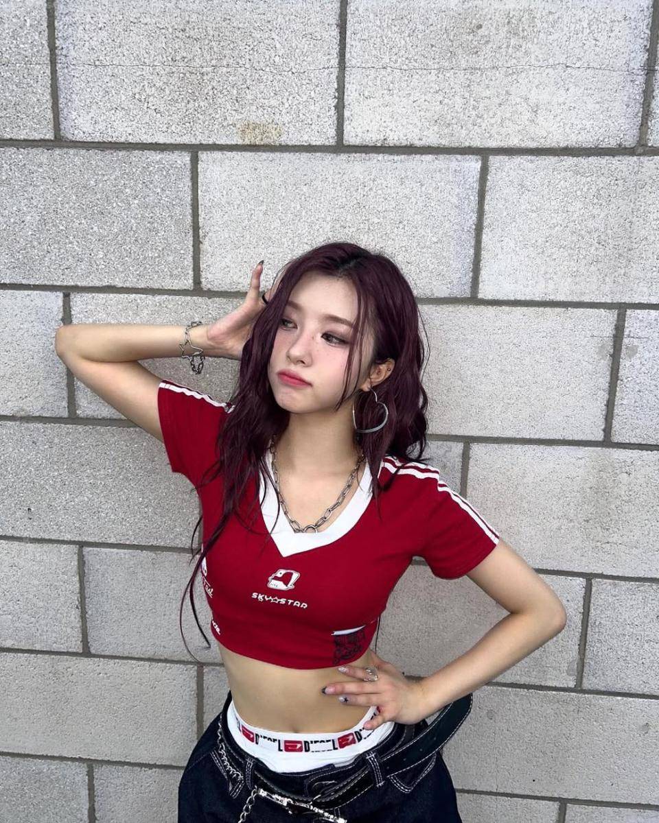 Kep1er (instagram.com/official.kep1er)
