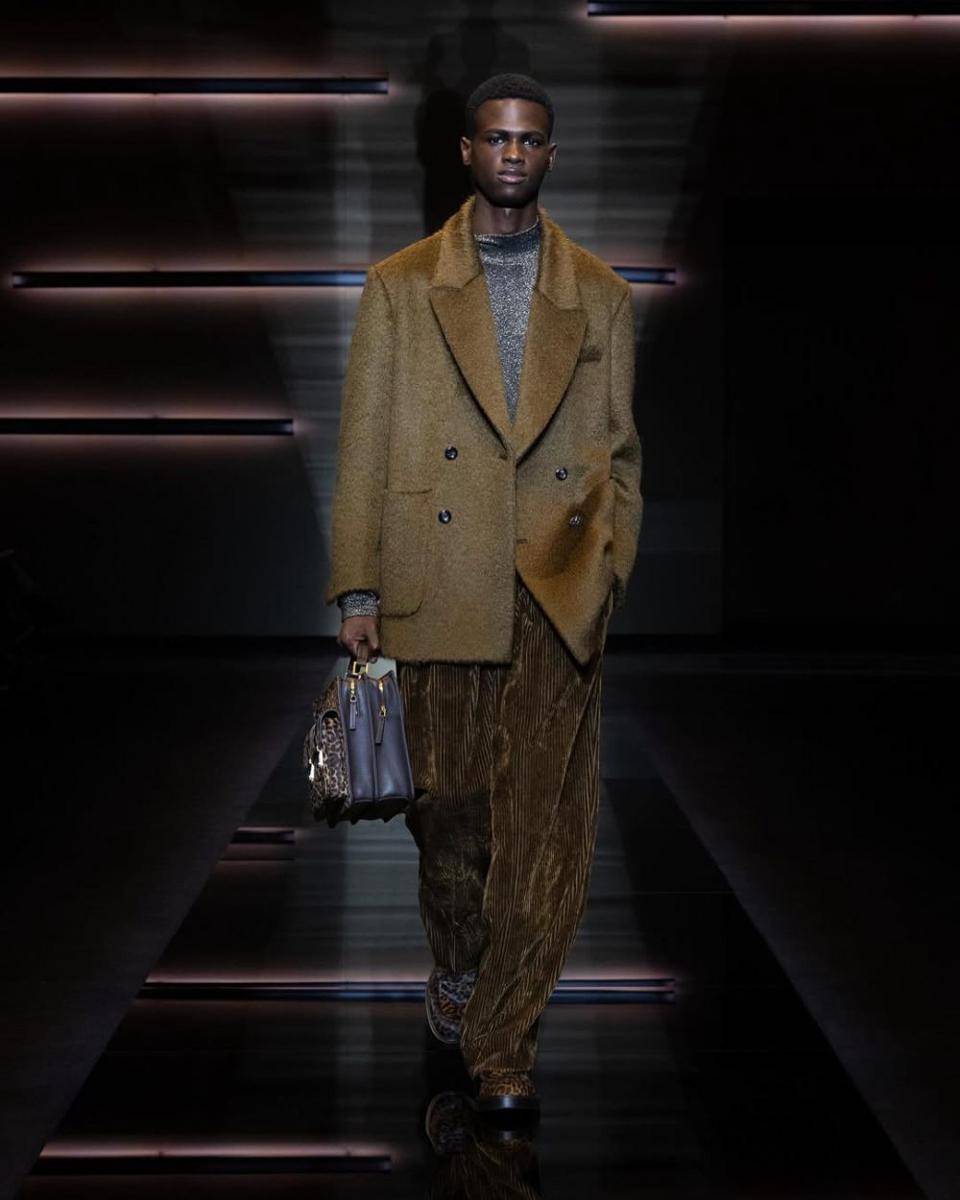Emporio Armani F/W 2025-26 di Milan Fashion Week Men's (instagram.com/emporioarmani)