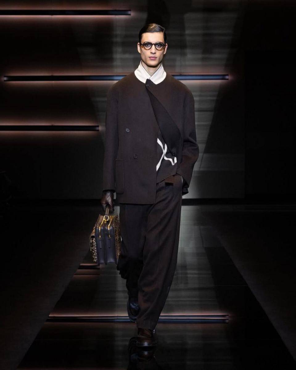 Emporio Armani F/W 2025-26 di Milan Fashion Week Men's (instagram.com/emporioarmani)