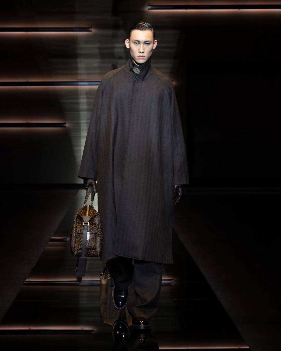 Emporio Armani F/W 2025-26 di Milan Fashion Week Men's (instagram.com/emporioarmani)