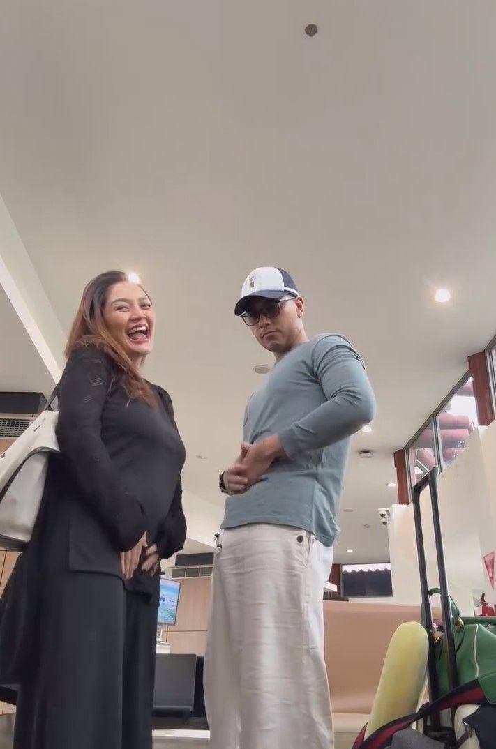 potret Siti Badriah babymoon di Thailand (instagram.com/krisjianabah)