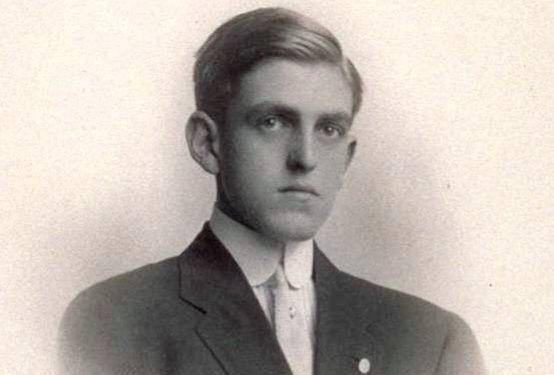 Sidney Howard (commons.wikimedia.org/Webster)