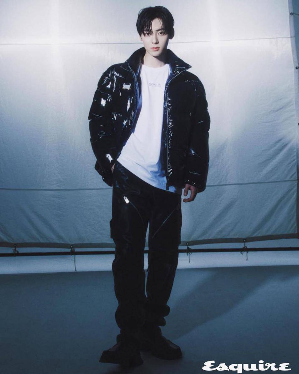 Hwang Min Hyun (instagram.com/optimushwang)