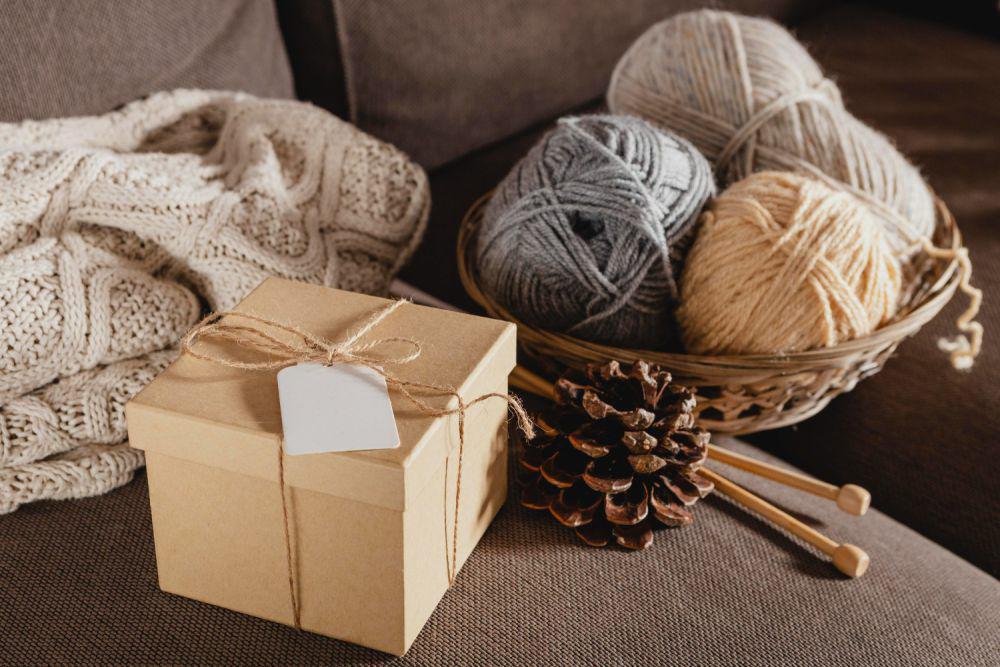 5 Inspirasi Knitting untuk Bikin Hadiah Custom yang Berkesan