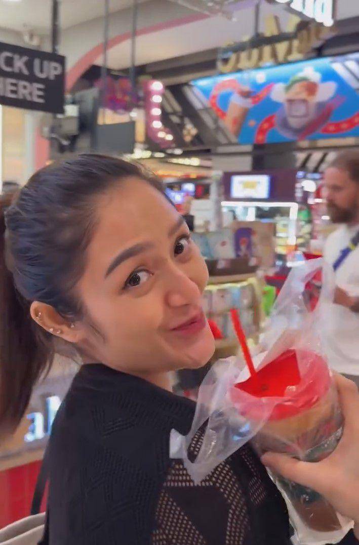 potret Siti Badriah babymoon di Thailand (instagram.com/krisjianabah)