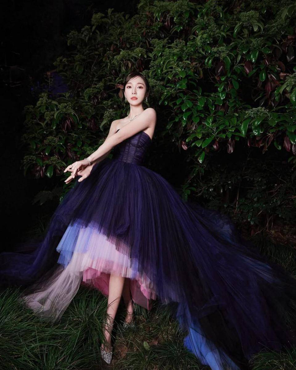 ragam dress pesta ala Jessica Jung (instagram.com/jessica.syj)