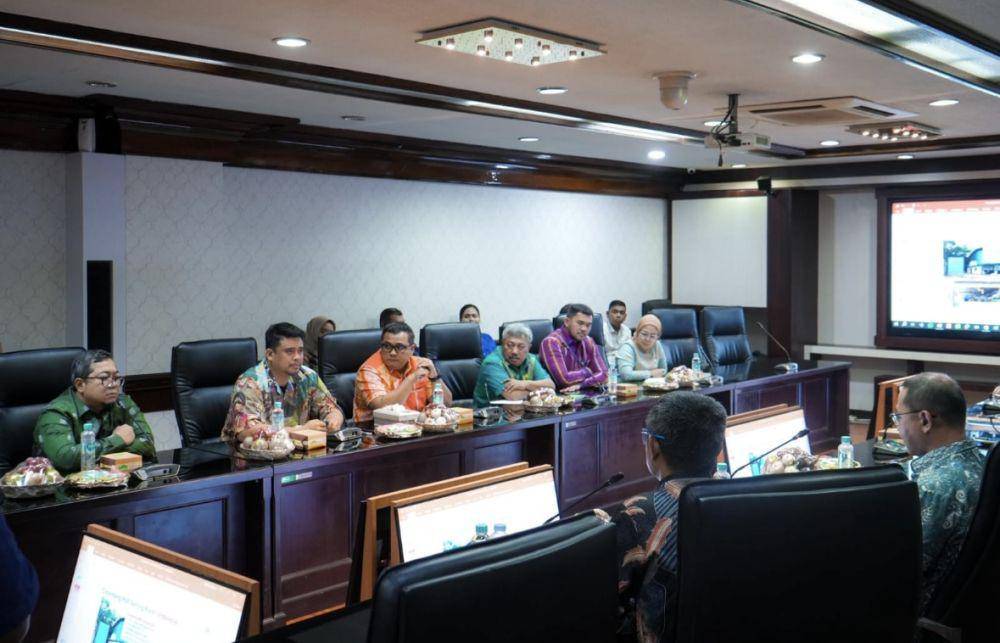 Rapat Pemko Medan dengan PT Sinar Sejahtera Terbarukan dan SCG Indonesia tentang pengelolaan sampah menjadi energi (Dok. Diskominfo Medan)