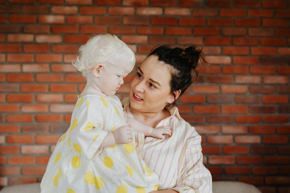 ilustrasi ibu dan anak (pexels.com/Photo By: Kaboompics.com)