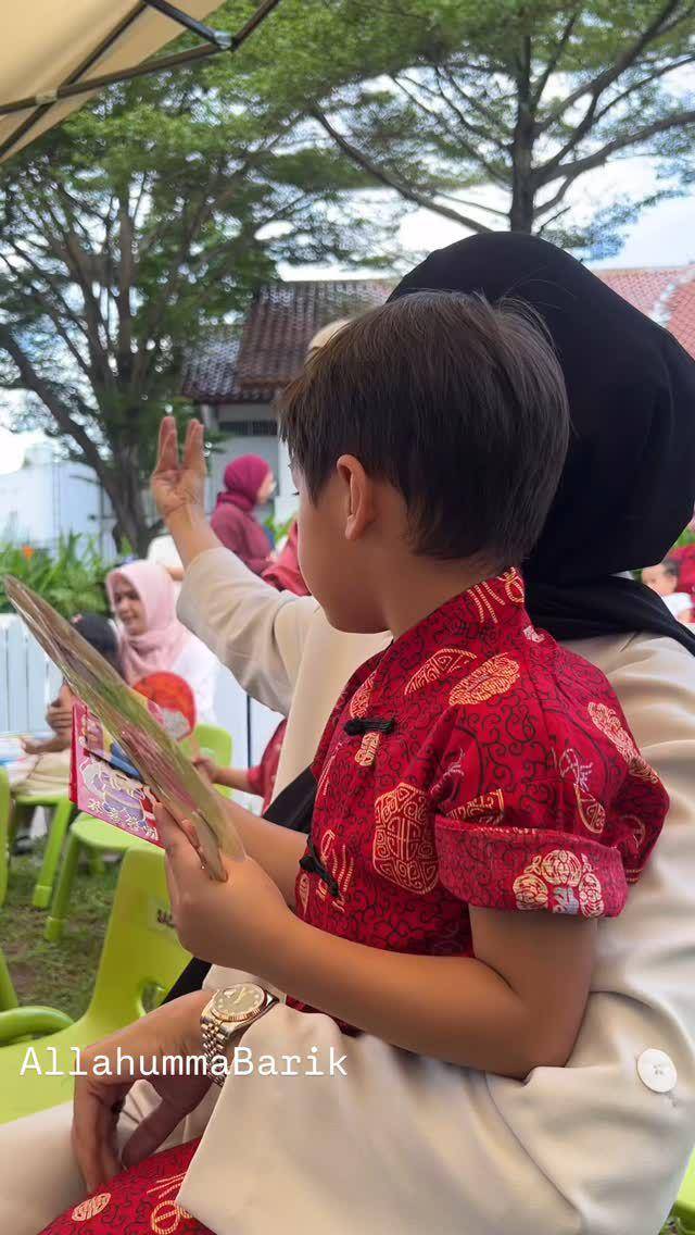potret Paula Verhoeven dan buah hati (instagram.com/paula_verhoeven)