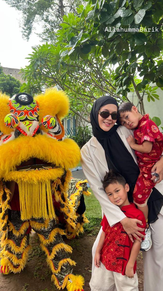 potret Paula Verhoeven dan buah hati (instagram.com/paula_verhoeven)
