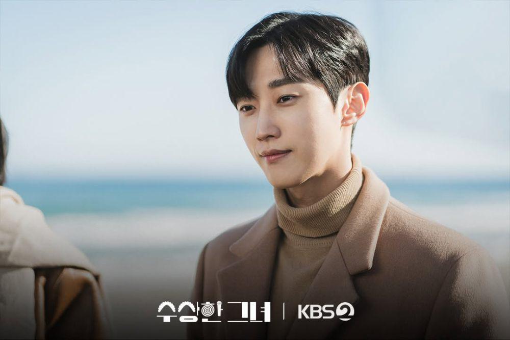 7 Kemalangan Daniel Han di Drakor Who Is She, Gak Diakui Ibunya?