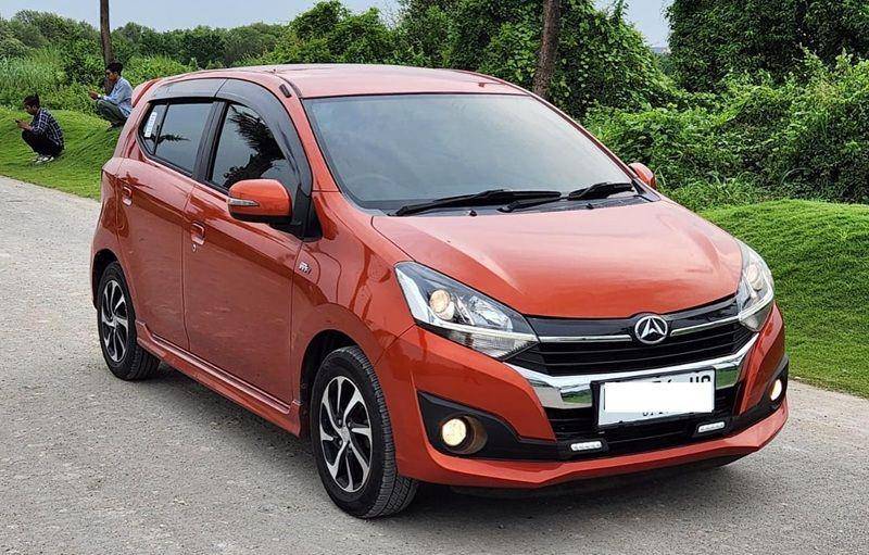 Daihatsu Ayla R 2018 (instagram.com/fokusabadi_mobil)