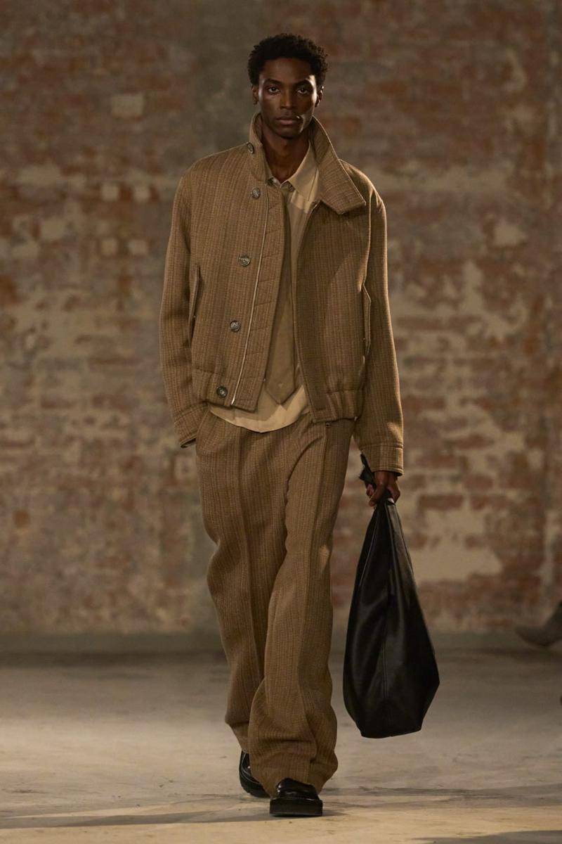AMI Paris F/W 2025-26 di Paris Fashion Week Menswear (dok. AMI Paris)