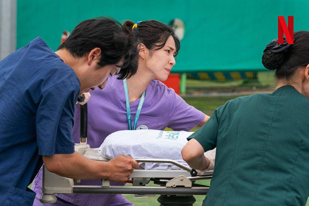 Ha Young di The Trauma Code: Heroes on Call (dok. Netflix/The Trauma Code: Heroes on Call)