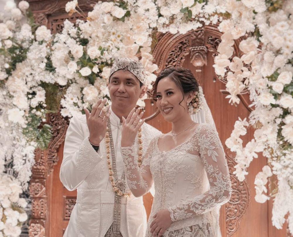 7 Dekorasi Pernikahan Wisnu Hardana, Adik Sara Wijayanto