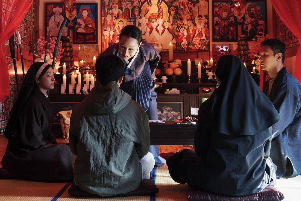 Still cut film Korea Dark Nuns (dok. Next Entertainment World/Dark Nuns)