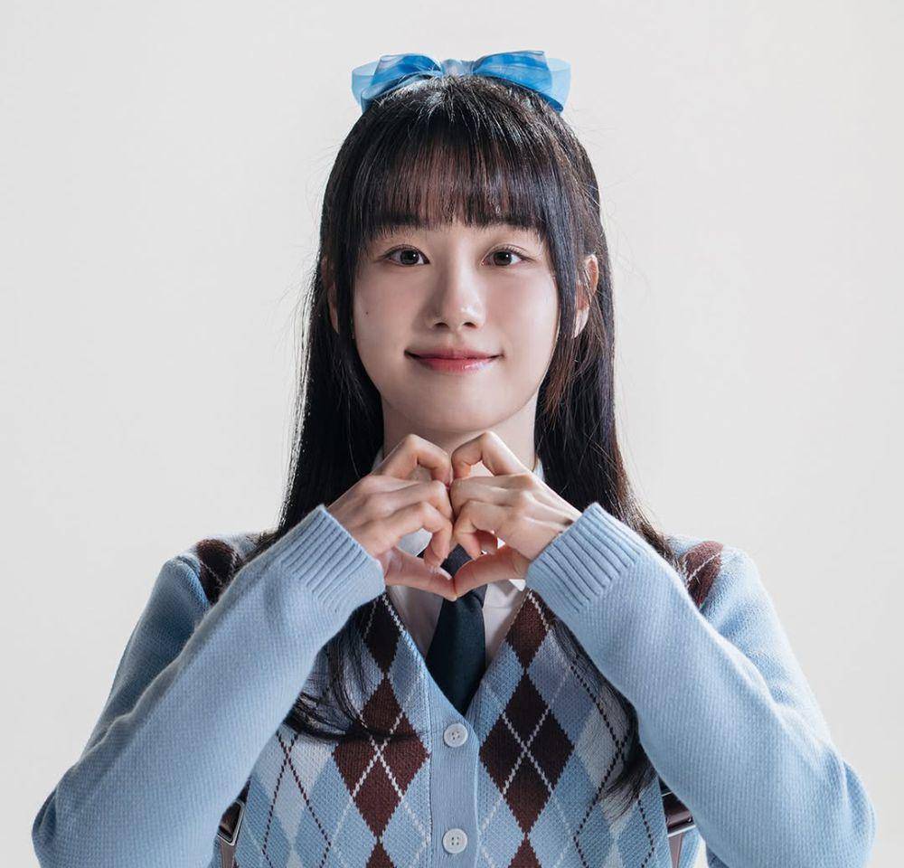 Yun Sang Jeong (instagram.com/iokcompany)