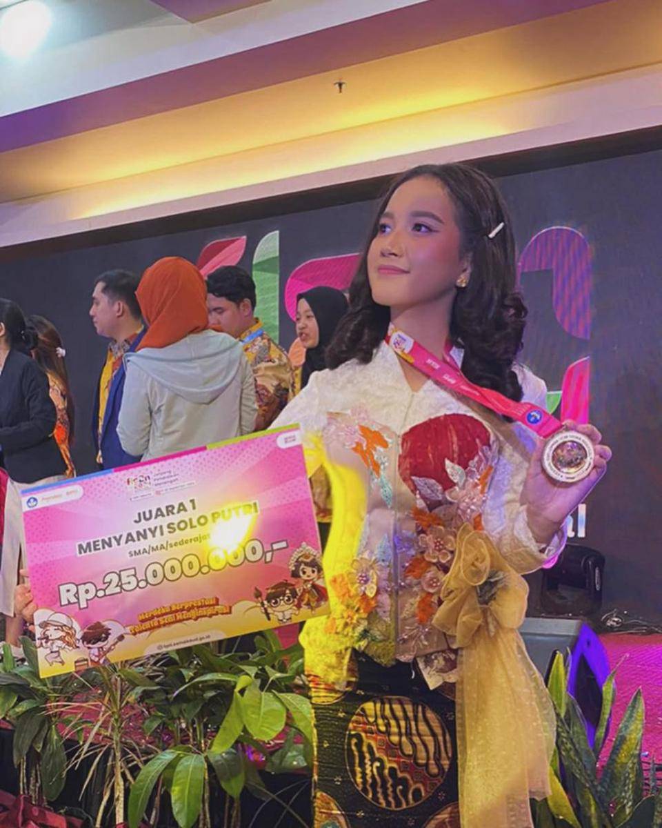 Rara Sudirman menang juara 1FLS2N (instagram.com/rarasudirman)