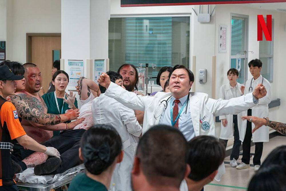 cuplikan drama The Trauma Code: Heroes on Call (instagram.com/netflixkr)