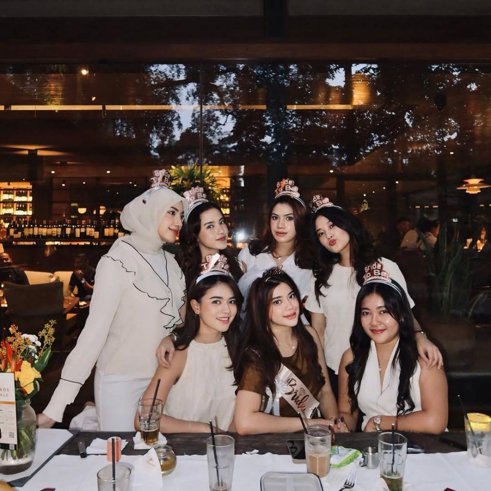 Jelang Menikah, 7 Momen Bridal Shower Arifah Lubai Pemain Tukang Ojek Pengkolan