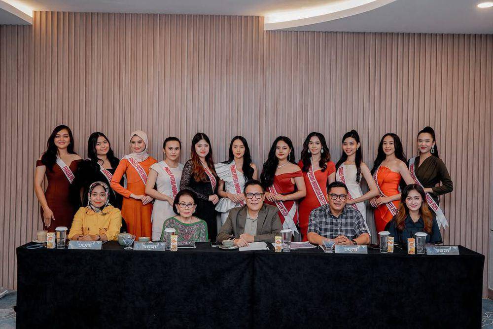 Potret Kegiatan Karantina Puteri Indonesia Banten 2025 (Instagram.com/officialputeriindonesia)
