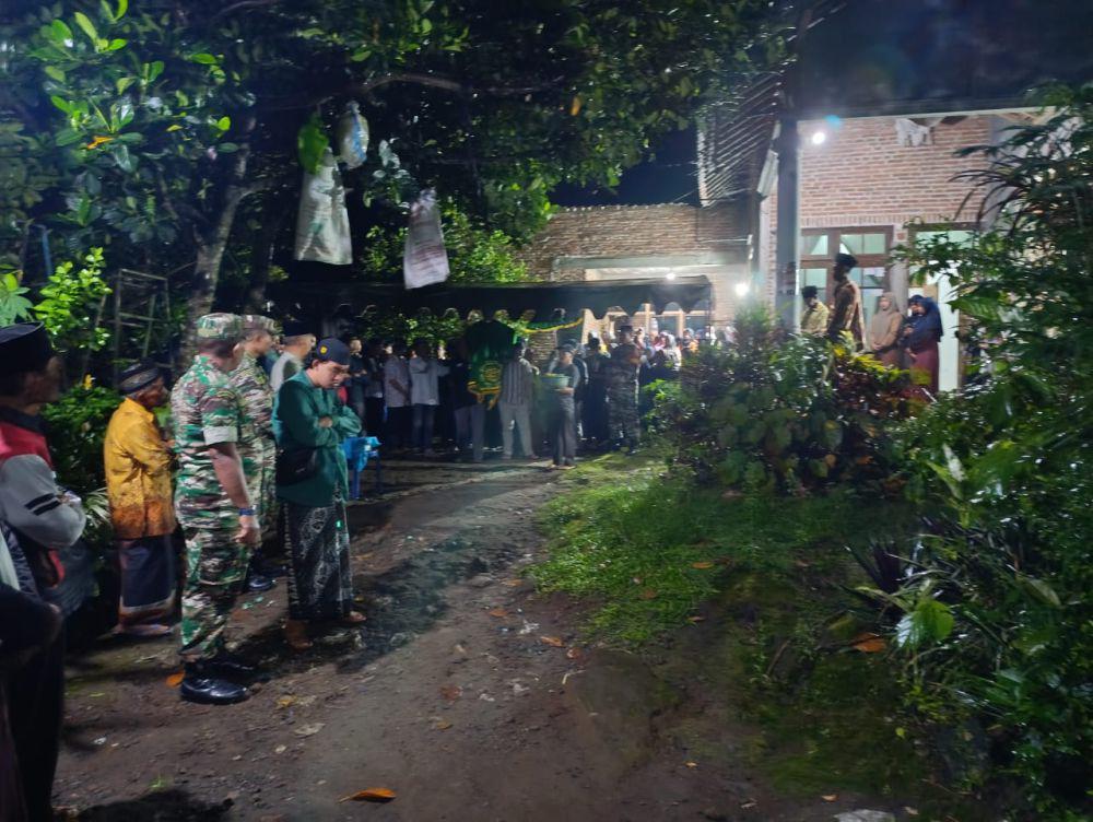 Korban Mutilasi Asal Blitar Dimakamkan di Desa Ibu Kandungnya