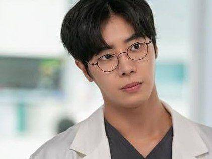 cuplikan drama The Trauma Code: Heroes on Call (instagram.com/netflixkr)