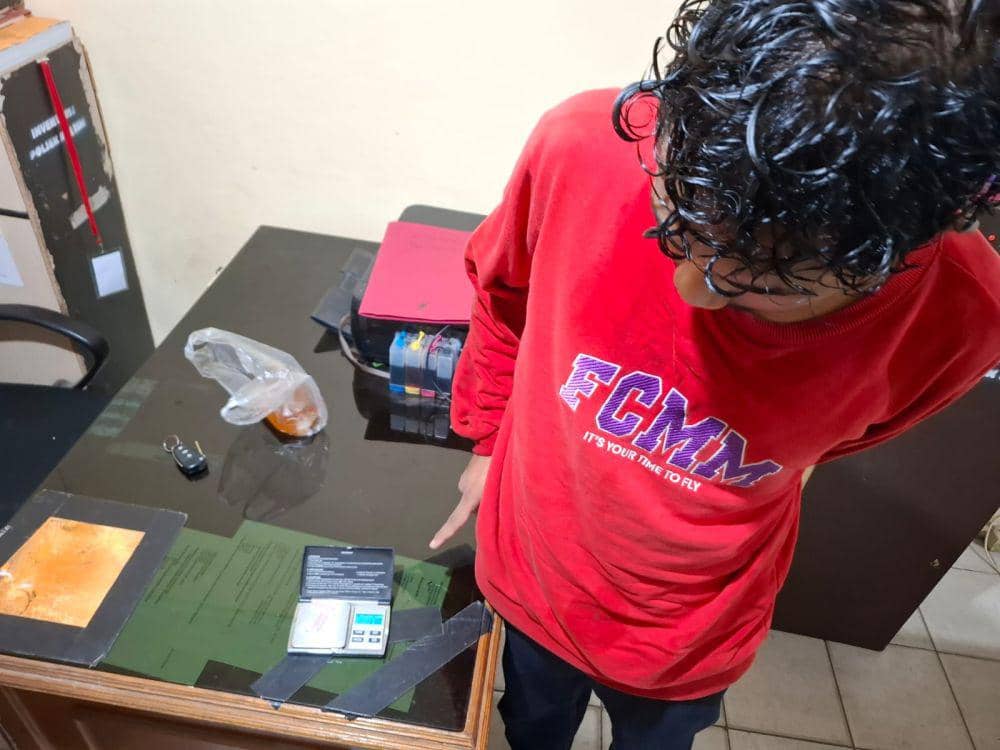 Polsek Balikpapan Timur Tangkap Kurir Sabu, Sempat Berusaha Kabur