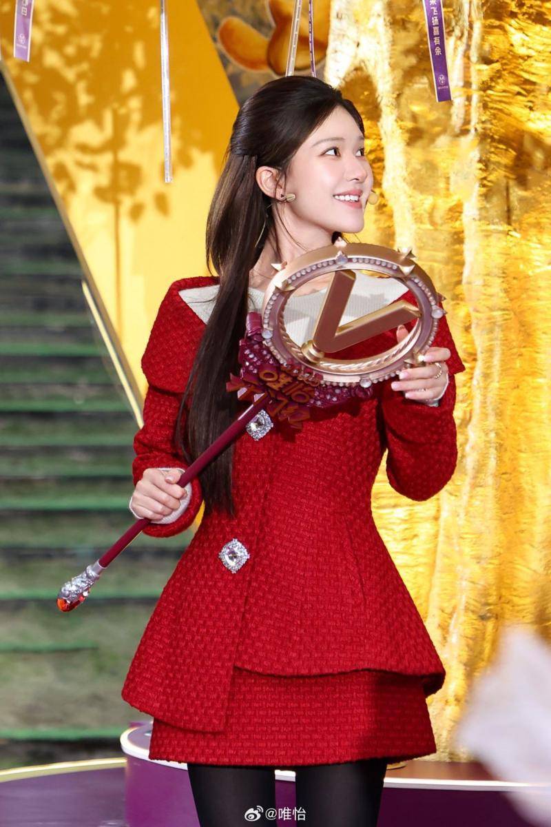 Zhao Lusi (x.com/chamonhwa)